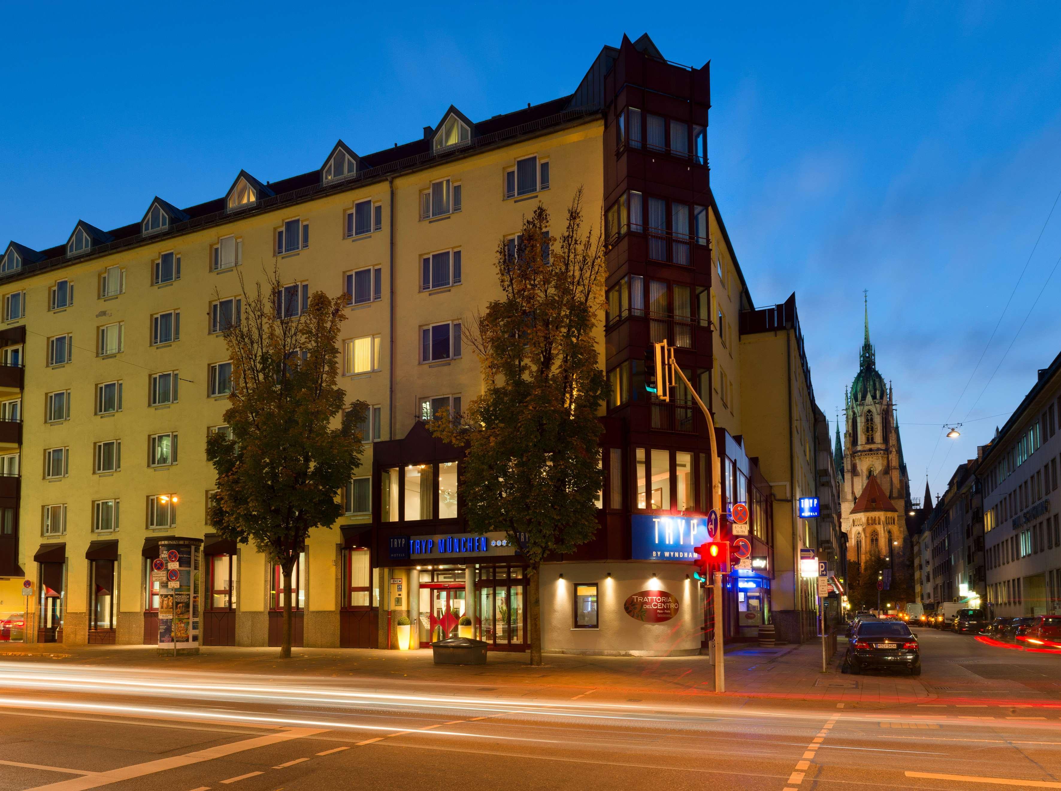 Center Affiliated By Melia Hotel München
