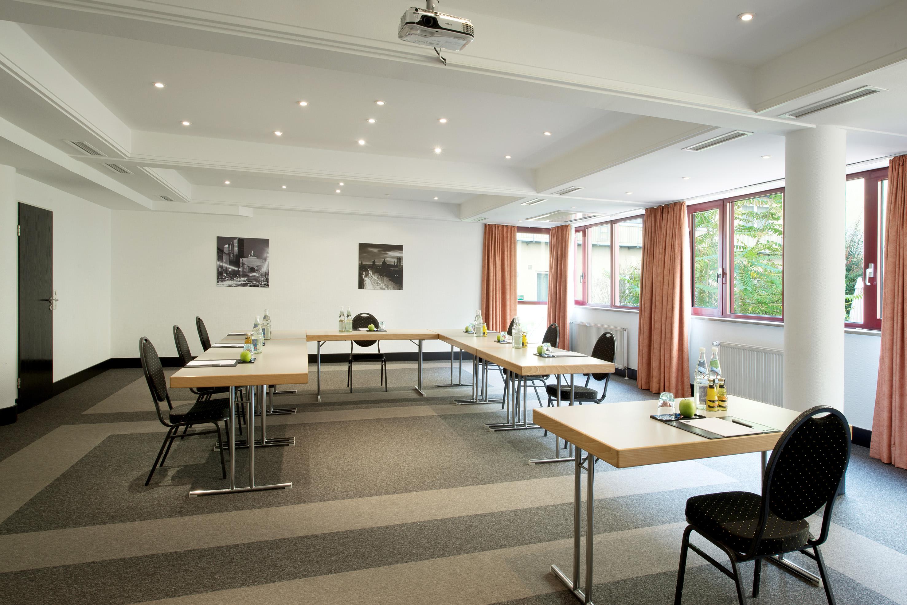 Hotel Center Affiliated By Melia 4*