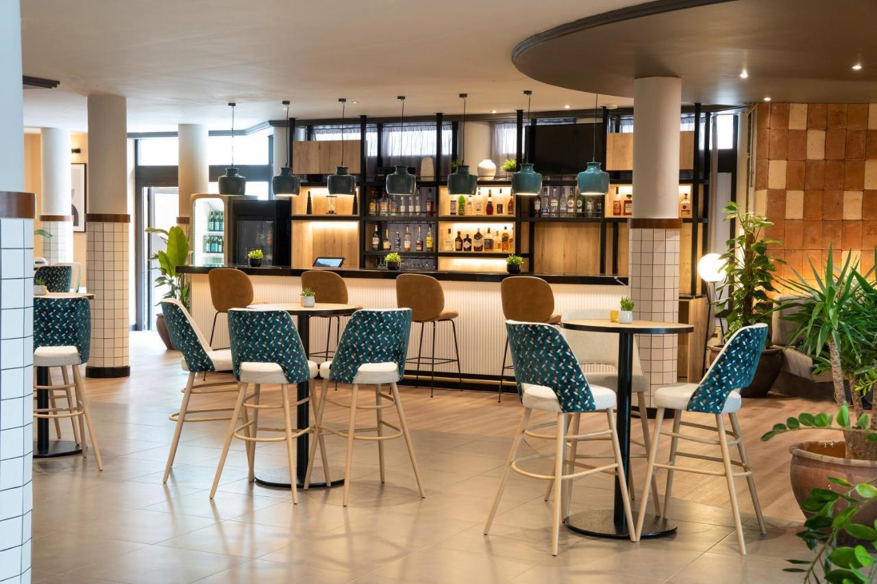 Hotel Center Affiliated By Melia 4*