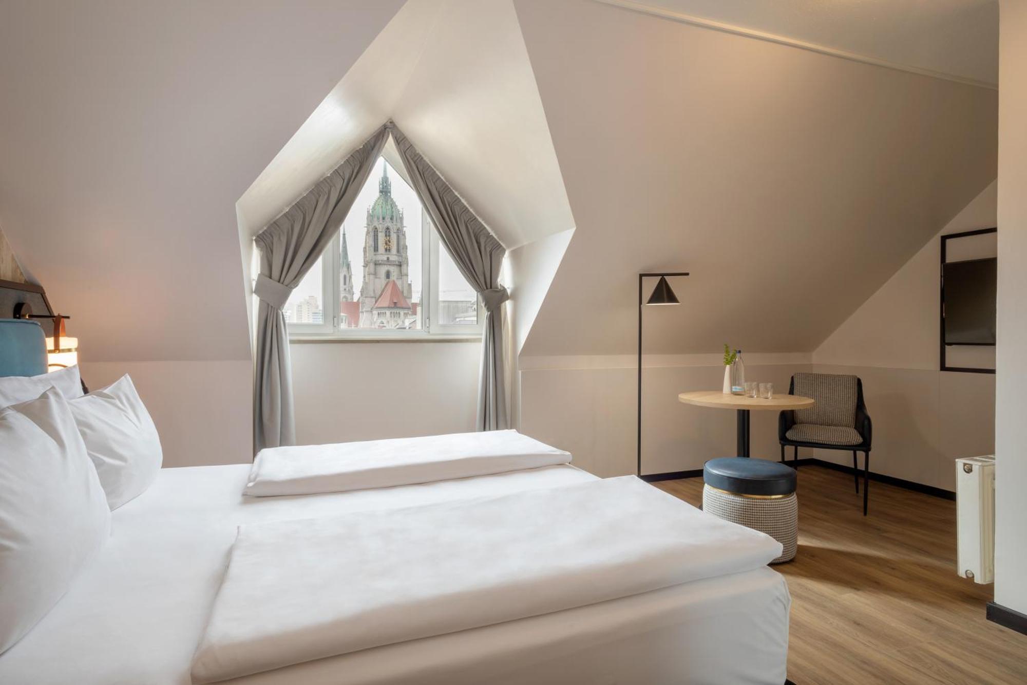 Center Affiliated By Melia Hotel München