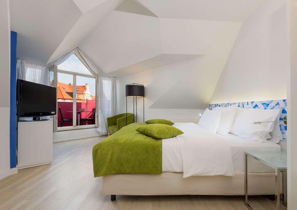 Hotel Center Affiliated By Melia 4*